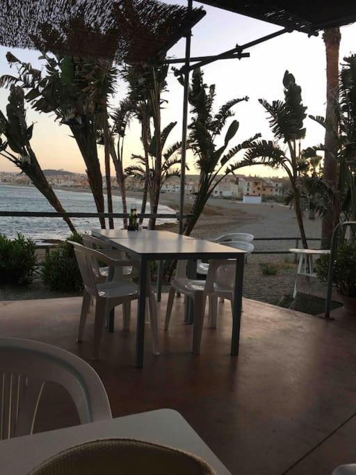 Superbe Appartement Avec Piscine A 800M De La Mer Bahia de Casares Exterior photo